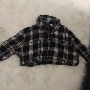 Plaid cropped button up flannel